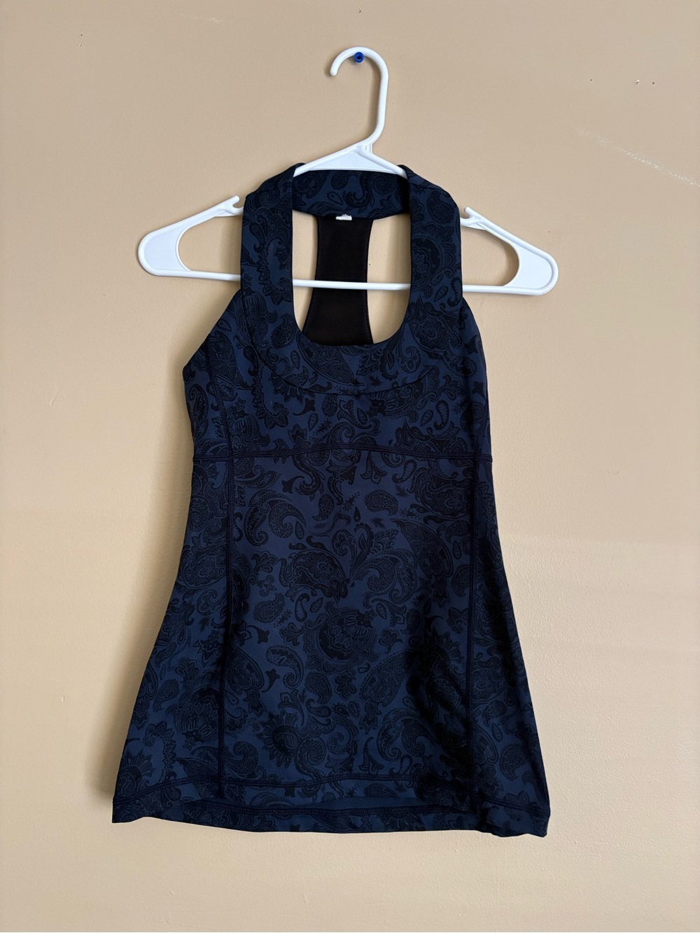 Lululemon Blue Black Paisley Racerback Tank Top Built In Bra Mesh Size 2